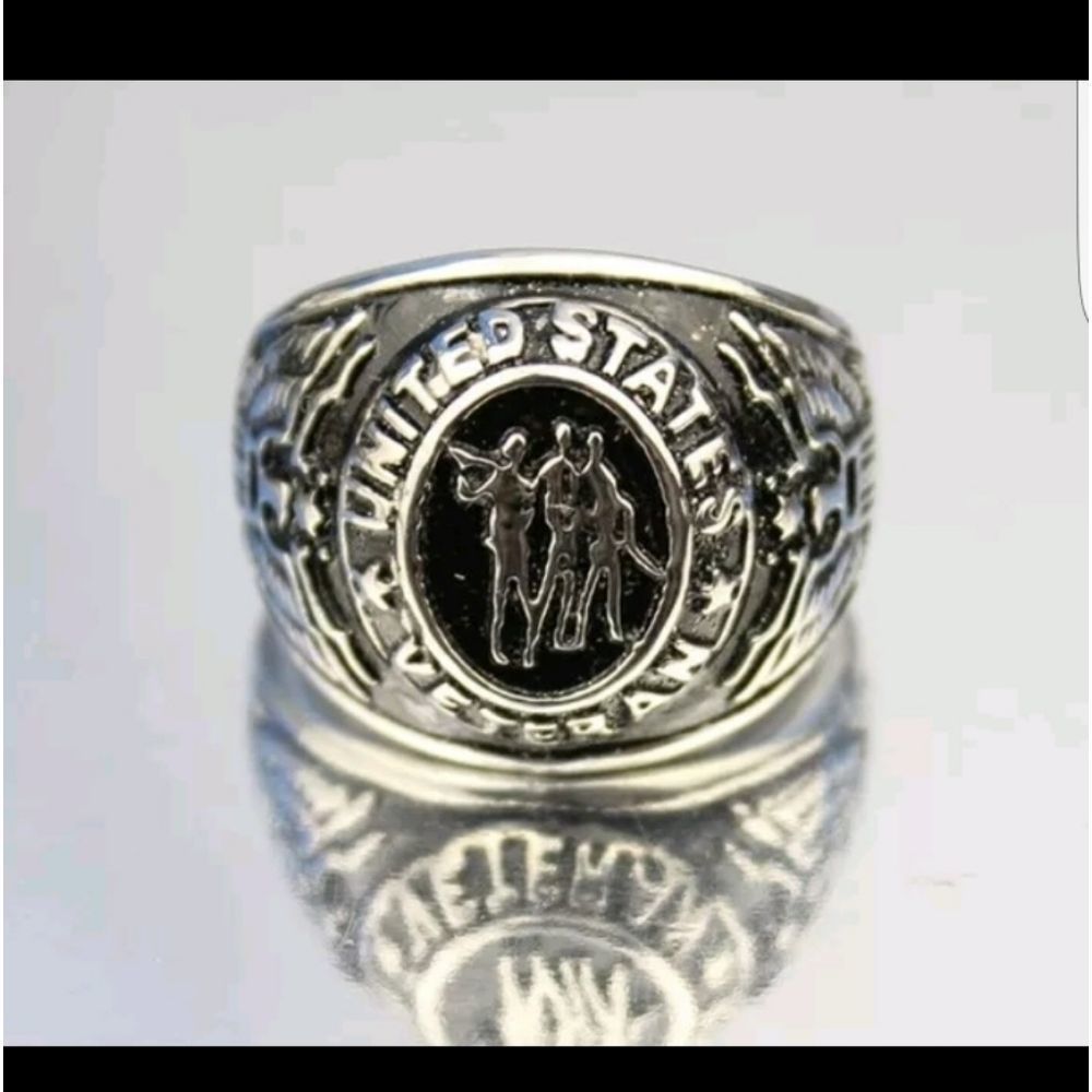 Two left! Veterans rings 🎖️Great 🎁